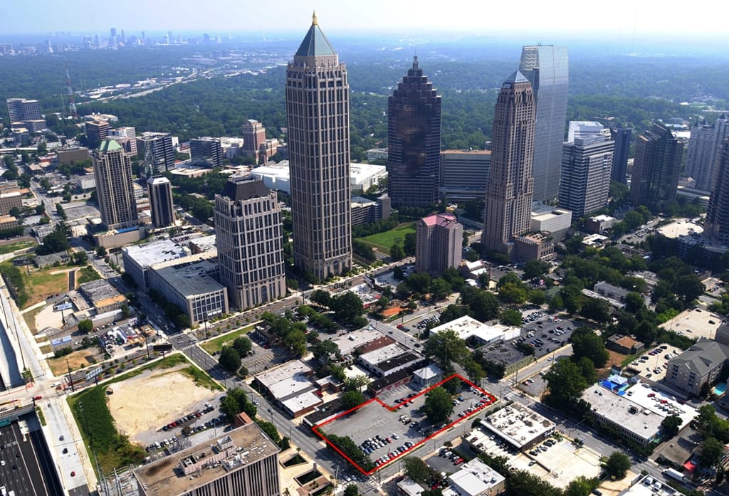 SkyHouse Luxury Apartments