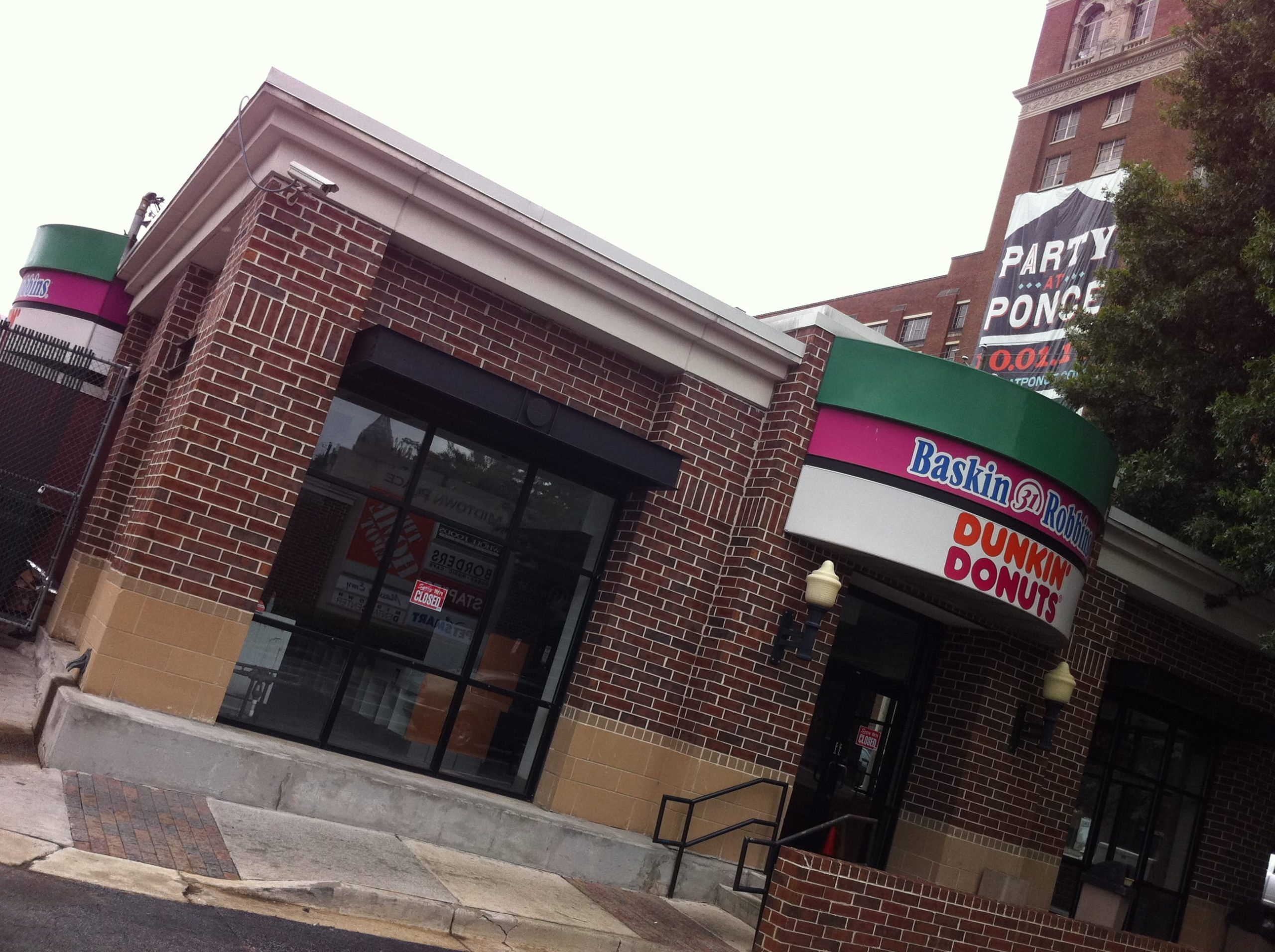 Starbucks to replace Dunkin’ Donuts/Baskin-Robbins on Ponce de Leon Avenue