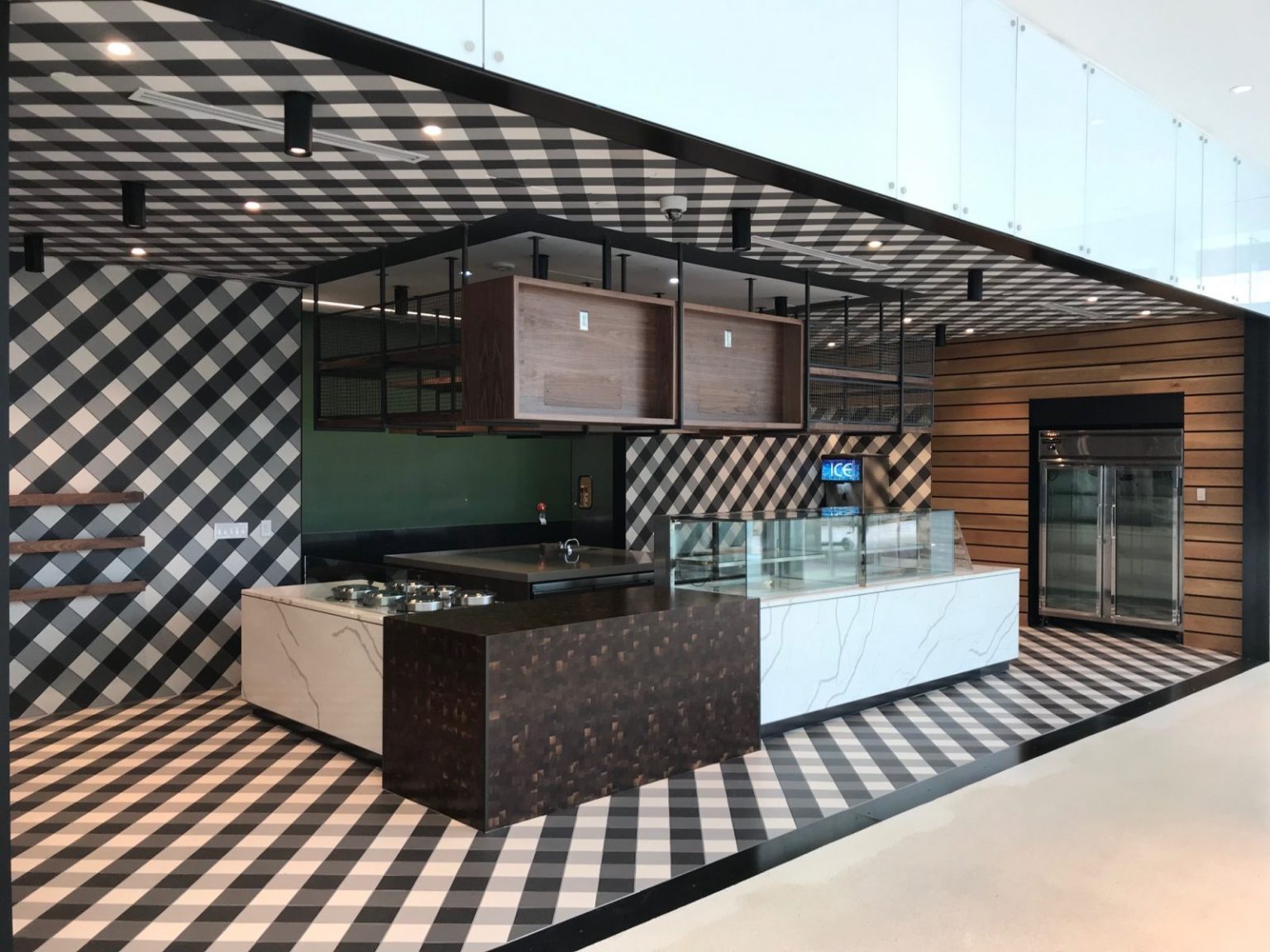 MetroFresh Uptown - 1