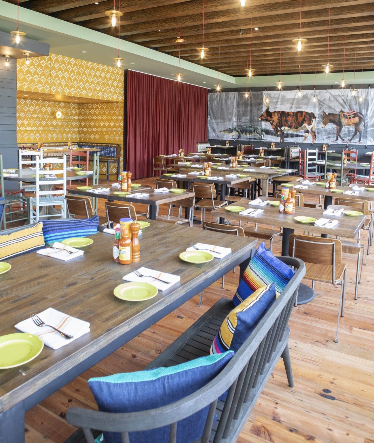 Dos Bocas - Legal Sea Foods - Downtown