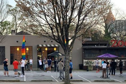 Coq et Oeufs - COVID-19 - Social Distancing