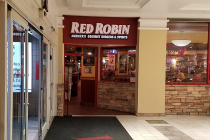 Red Robin Gourmet Burgers and Brews - Westfield Topanga Mall - Closed
