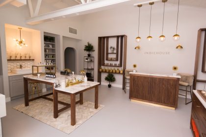 INDIEHOUSE Modern Fragrance Bar - Photo 1