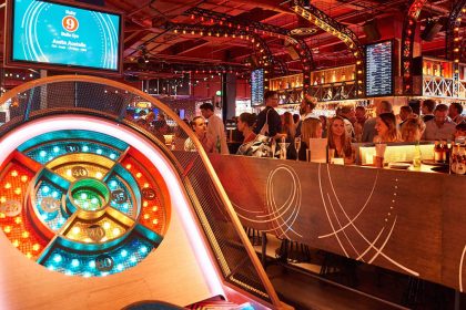 Puttshack at The Interlock