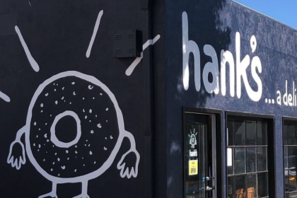 Hank's Bagels Debuts In Sherman Oaks This Week