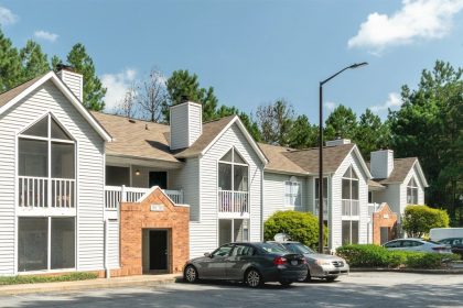 The Frankforter Group-Frankforter Group acquires 240-unit multif