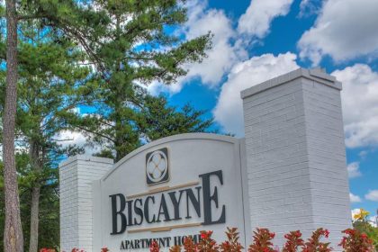 370-Unit Property In South Fulton Trades Hands