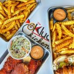 Kluckin Chicken Struts Over to Glendale