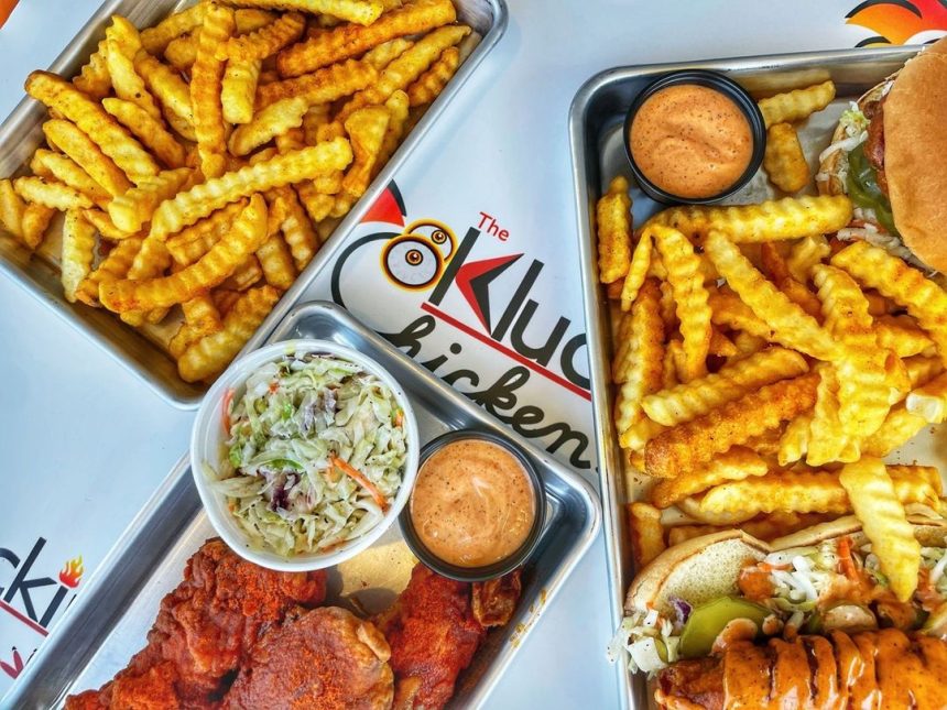 Kluckin Chicken Struts Over to Glendale