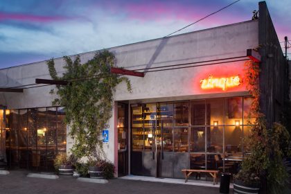 Tres Tigres on the Prowl in Venice