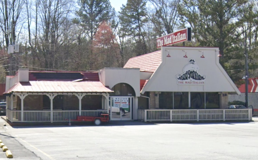 Lease signed for new Cajun Blues at Savoy Drive Location
