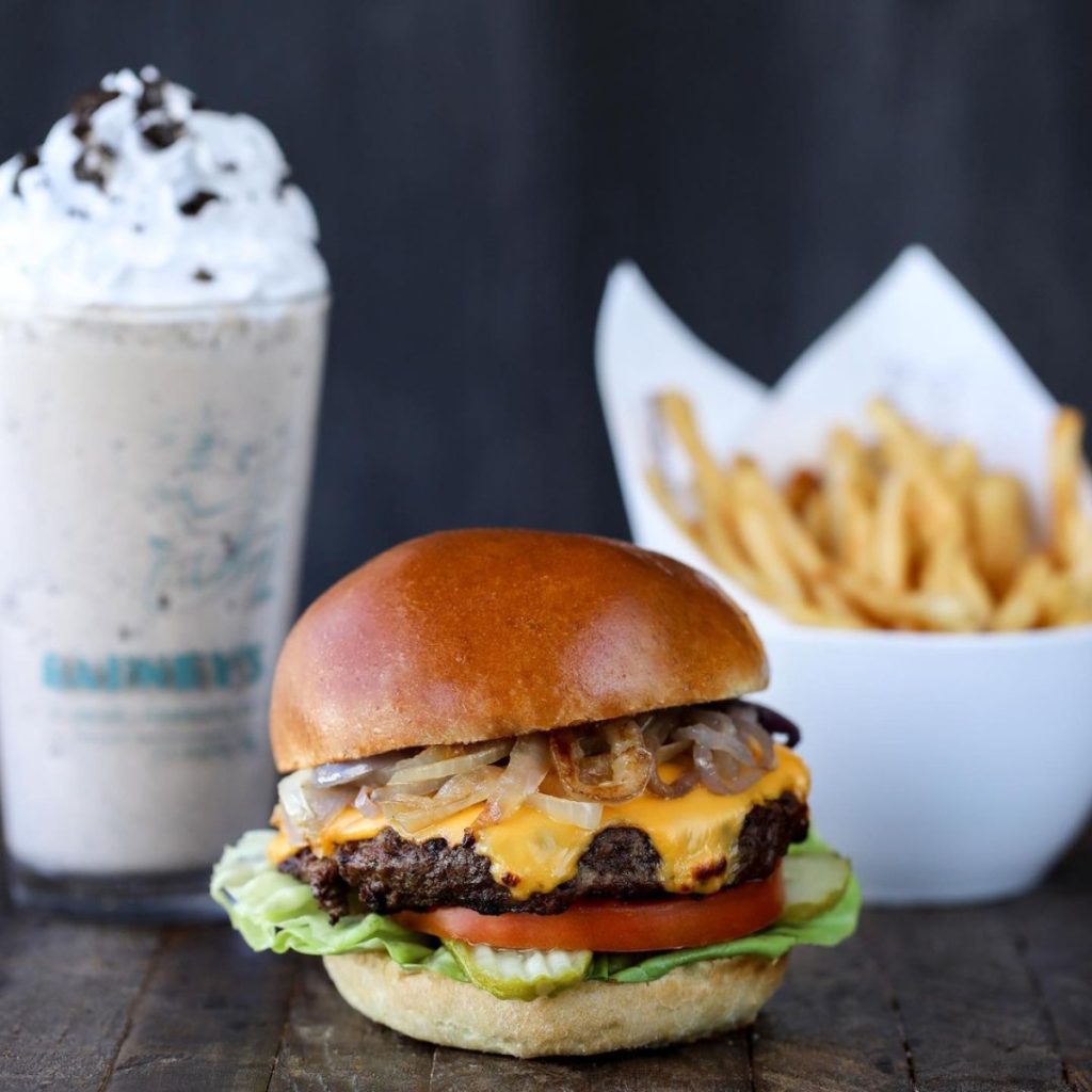 Barney’s Gourmet Hamburgers Opening Third Location in LA