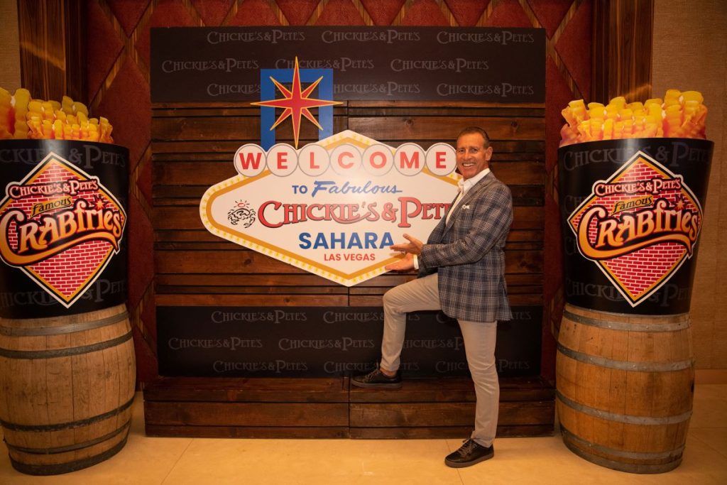 Chickie’s and Pete’s Crab House and Sports Bar opens at SAHARA Las Vegas