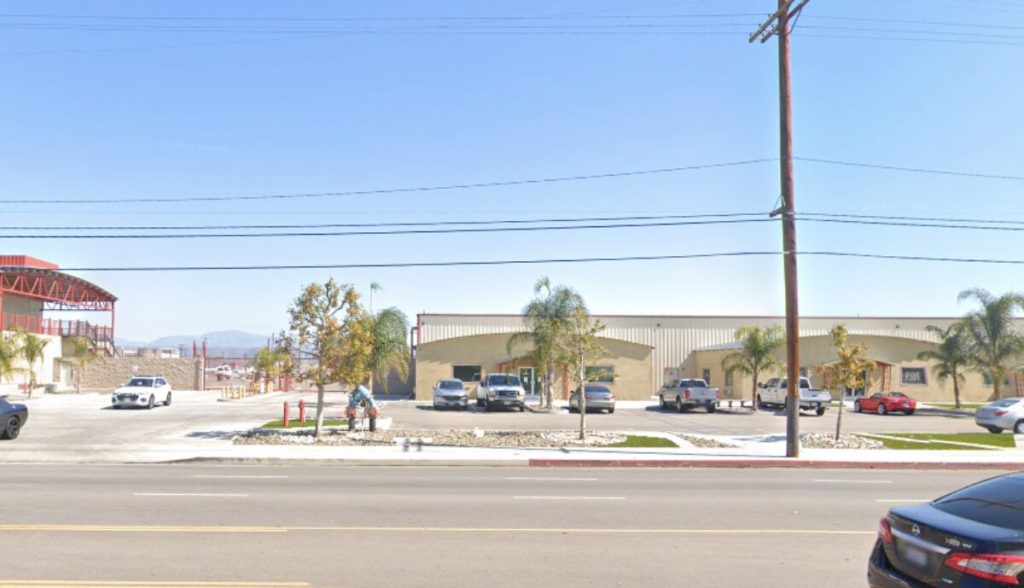 Flight Deck Bar and Grill Coming to Van Nuys Airport