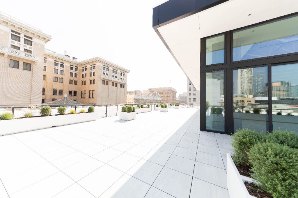 Johnny Was Leases Top Floor/Penthouse at Mixed-Use Building