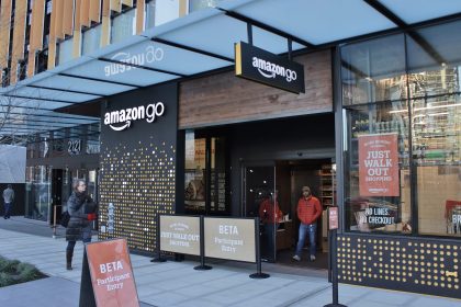 Amazon_Go_in_Seattle,_December_2016
