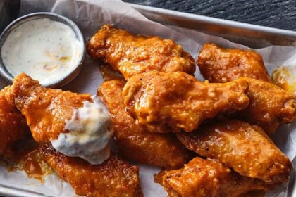 Hoots Wings Opens Bedford Location as Part of Massive 60-Unit Development Deal for Texas
