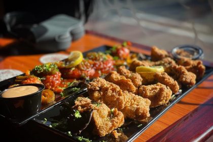 Fin & Feathers Experience Arriving in Midtown