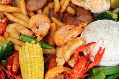 The Captain's Boil Opens In Cumberland Mall, First U.S. Location for Canadian Franchise