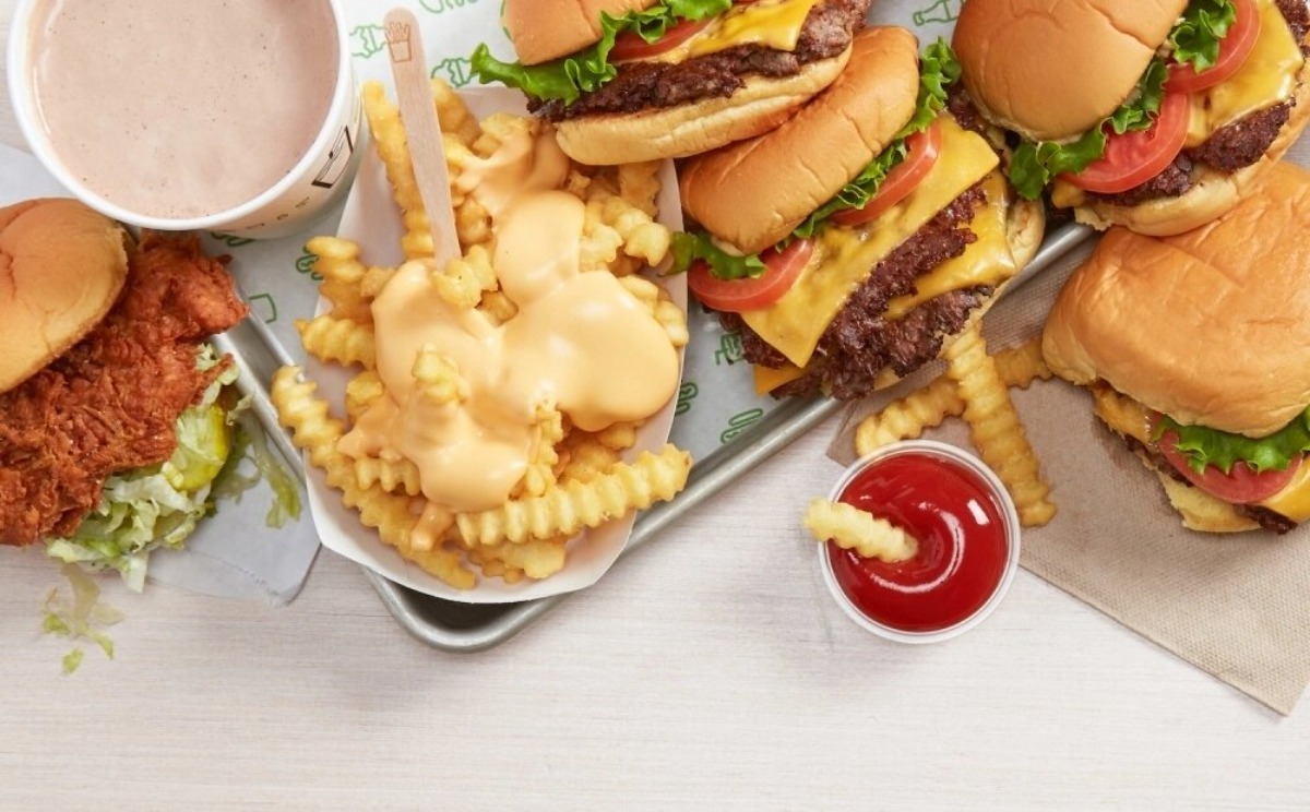 Shake Shack Landing at Solair Condos on Wilshire