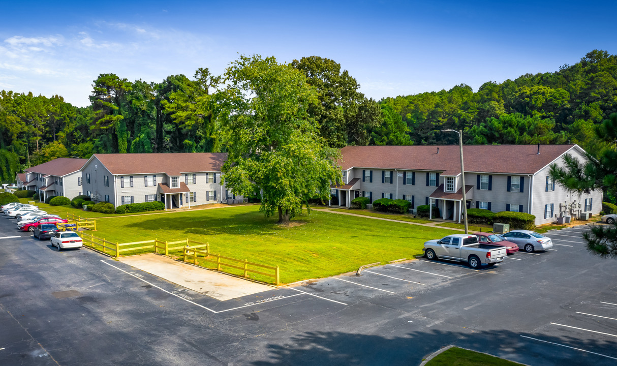 Crown Bay Group Sells FortyThree75 For $37 MM