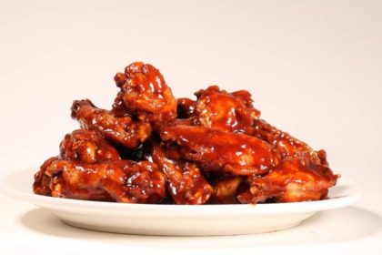 Atomic Wings Sets Date for First Texas Location in Arlington