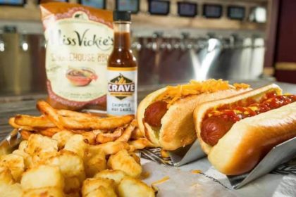 Franchise Chain Specializing in Hot Dogs and BBQ Is Moving Into Arlington