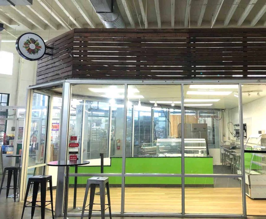 Sandwich of Earl Coming To Sweet Auburn District