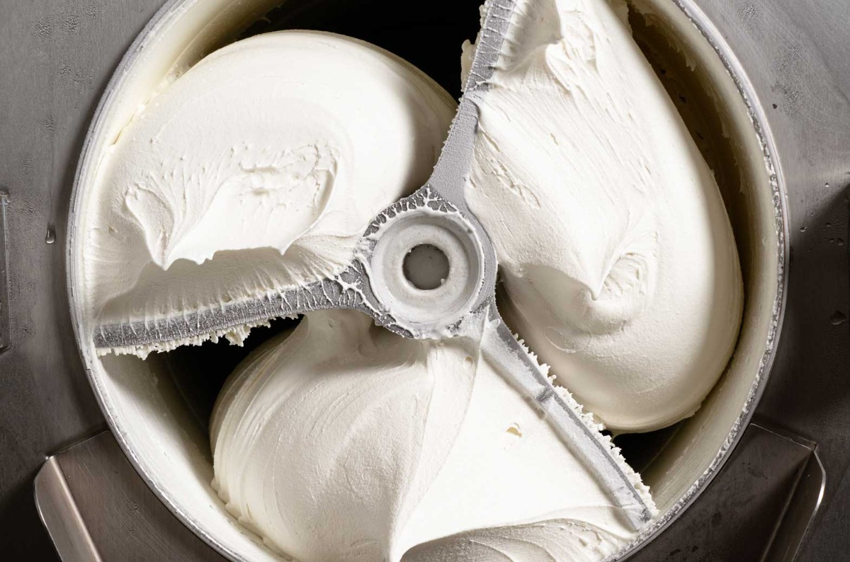 Bacio di Latte Replacing Goorin Bros. in Larchmont Village