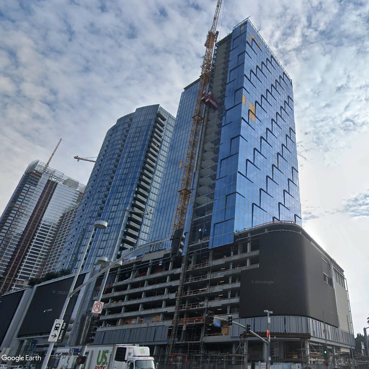 Moxy Hotel to Debut in Downtown LA; Feature 13 Restaurants, Bars, and Clubs