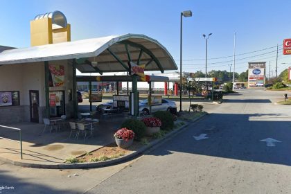 Dunkin’ Donuts planned for Belvedere Park