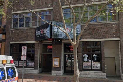 Former George Jones Museum becoming sports bar