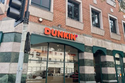 Dunkin’ Hosts Grand Opening for Newest Next Generation Restaurant in Westwood, CA with FREE Donut with Any Purchase, Dunkin‘-Branded Giveaways, and More!