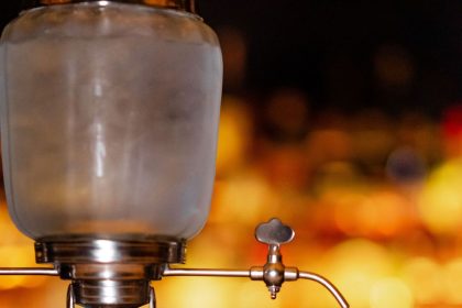 Red Phone Booth Now Open in The Colony