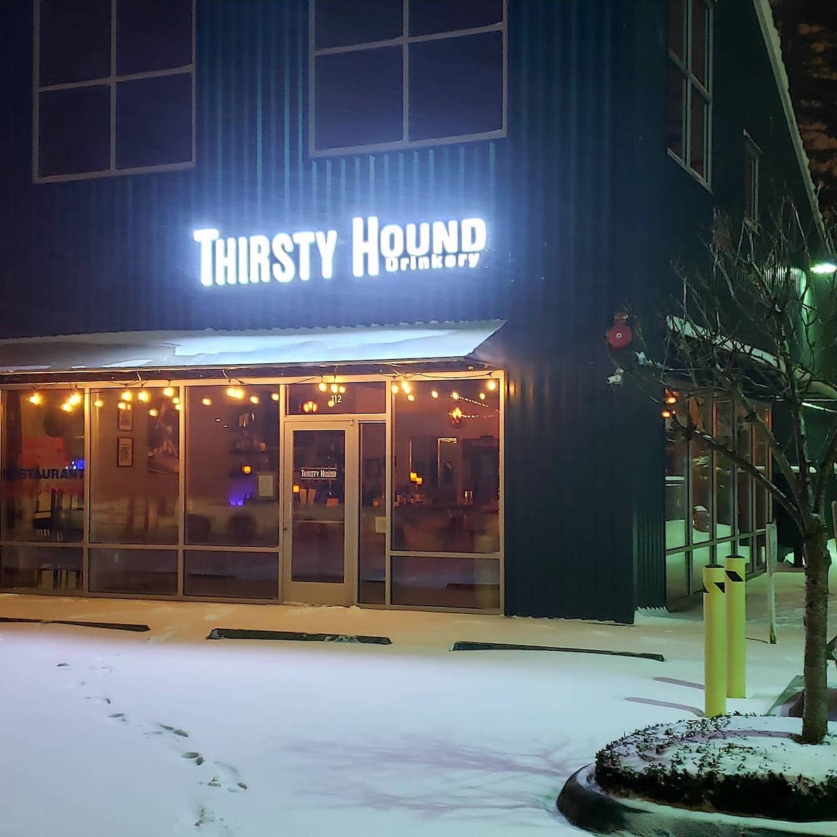 Thirsty Hound Drinkery Gets New Owners-1