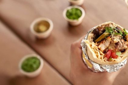 Guzman y Gomez Opening Third Illinois Site in Crystal Lake