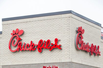 Chick-fil-A Chicago News: Wrigleyville Restaurant to Open + Local Community Scholarship Recipients on April 6
