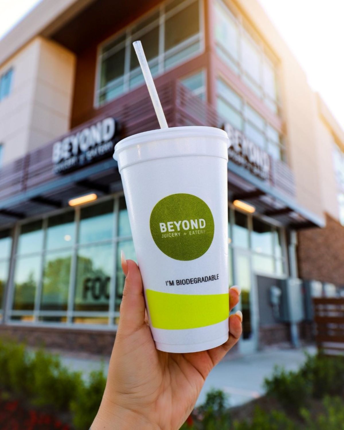 Health-conscious smoothie brand celebrates grand opening of Livonia juice bar