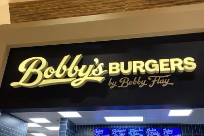 Bobby’s Burgers by Bobby Flay is Coming to Chicagoland