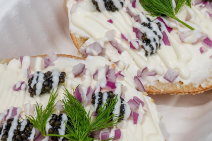 Beverly Hillers Rejoice Fresh-Made Bagels are Coming Your Way