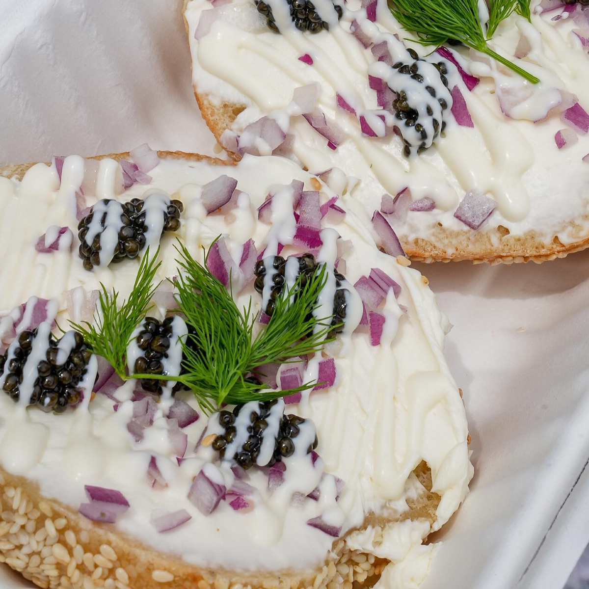 Beverly Hillers Rejoice Fresh-Made Bagels are Coming Your Way