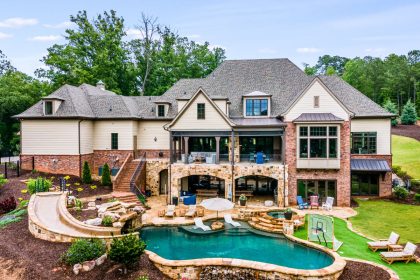 Luxury Living: Stunning 5-Bedroom Estate Hits the Milton Market