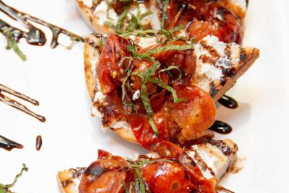 THE FOYER ANNOUNCES OPENING DATE, BRINGS ALL-DAY CAFE AND GATHERING SPACE TO WEST LOOP