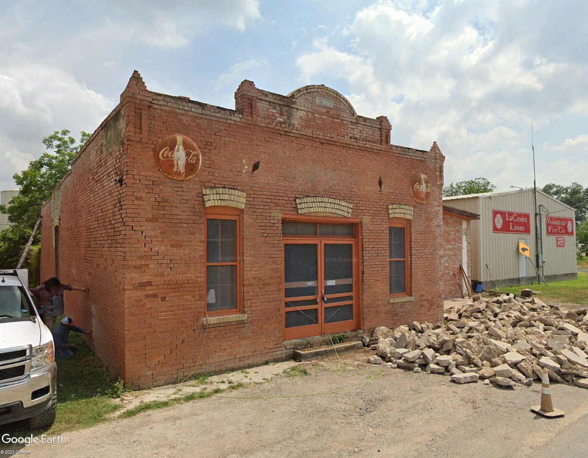 New Bar and Grill Is Planning to Open in Lacoste