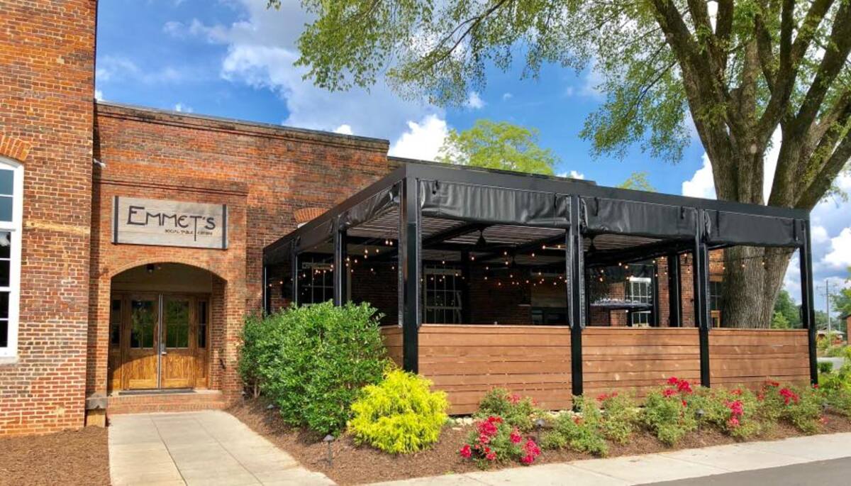 Emmet's Social Table Owners Searching for Larger Space