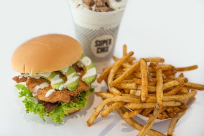 Super Chix Expanding to Tupelo Early Next Year