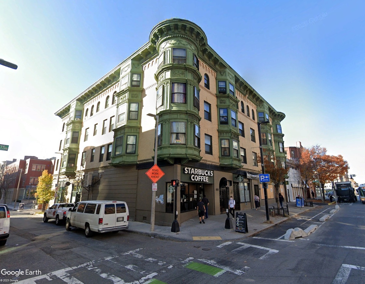 What Now Boston | Manhattan Bagel N Coffee Co. to Open in Fenway