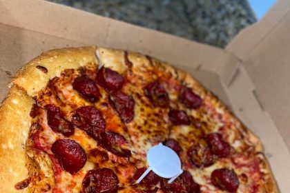 Yaya's Pizza Signs Lease for Farmington Location