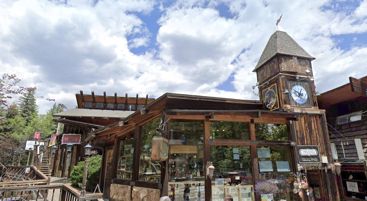 Irish Pub Unveiling in Estes Park