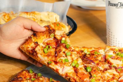 Round Table Pizza Is Expanding — Opening a New Outpost in New Braunfels